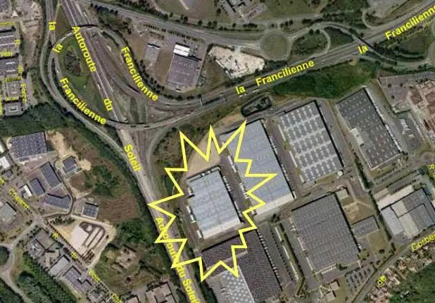 Industriel dans Lisses à louer - Photo du bâtiment - Image 3 de 8