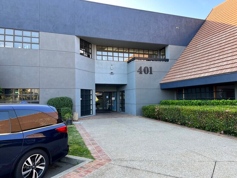 401 Roland Way, Oakland, CA à vendre - Photo du bâtiment - Image 2 de 12