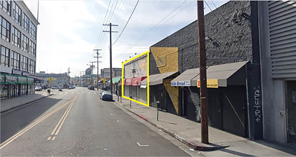 522 E 12th St, Los Angeles, CA for sale - Building Photo - Image 2 of 6