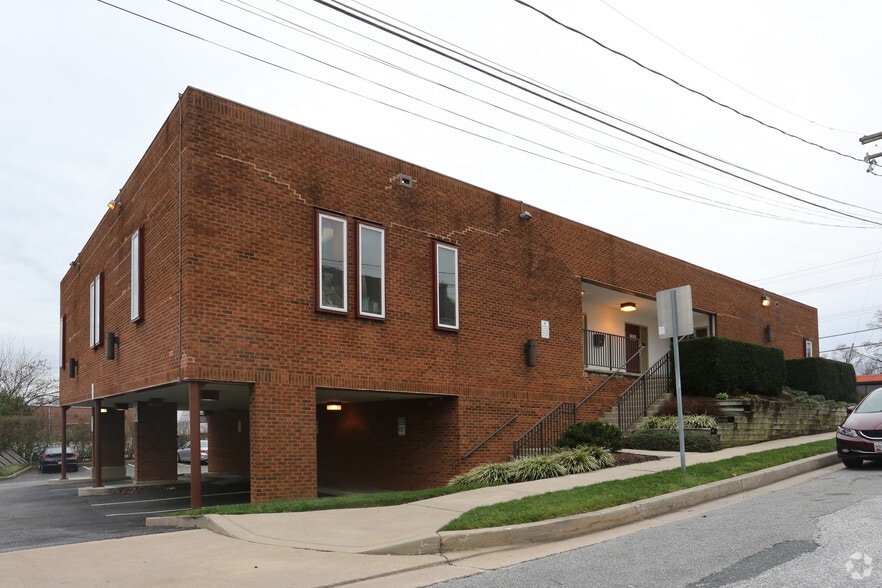 9403 Harford Rd, Parkville, MD for lease - Building Photo - Image 3 of 10
