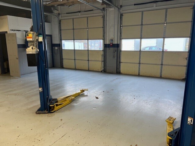 542 Lancaster Ave, Malvern, PA à louer - Photo du bâtiment - Image 2 de 6