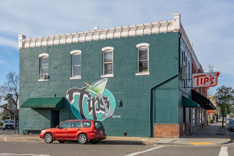 501 Walnut St, Red Bluff, CA for sale - Primary Photo - Image 1 of 17