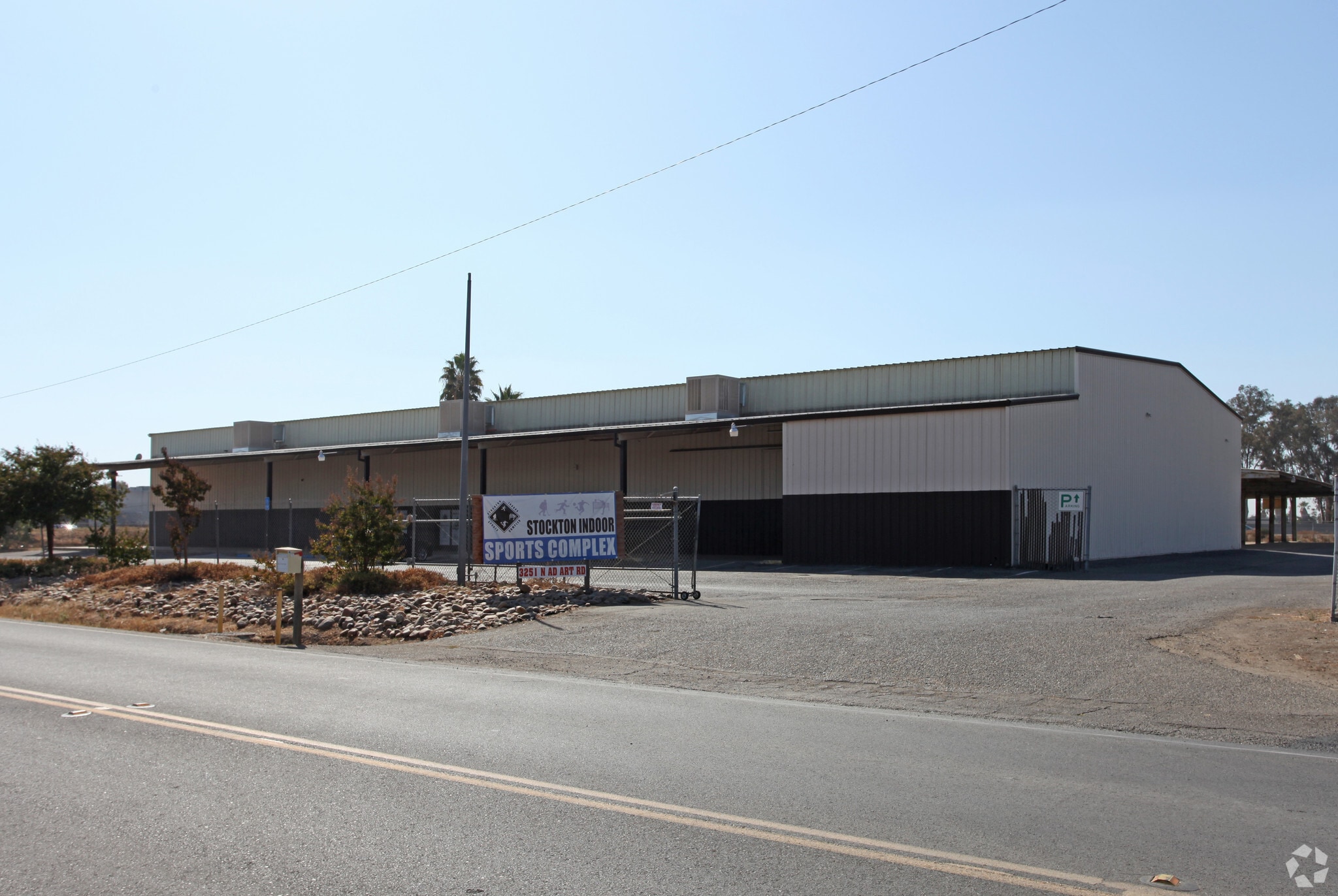 3251 N Ad Art Rd, Stockton, CA for lease Primary Photo- Image 1 of 3