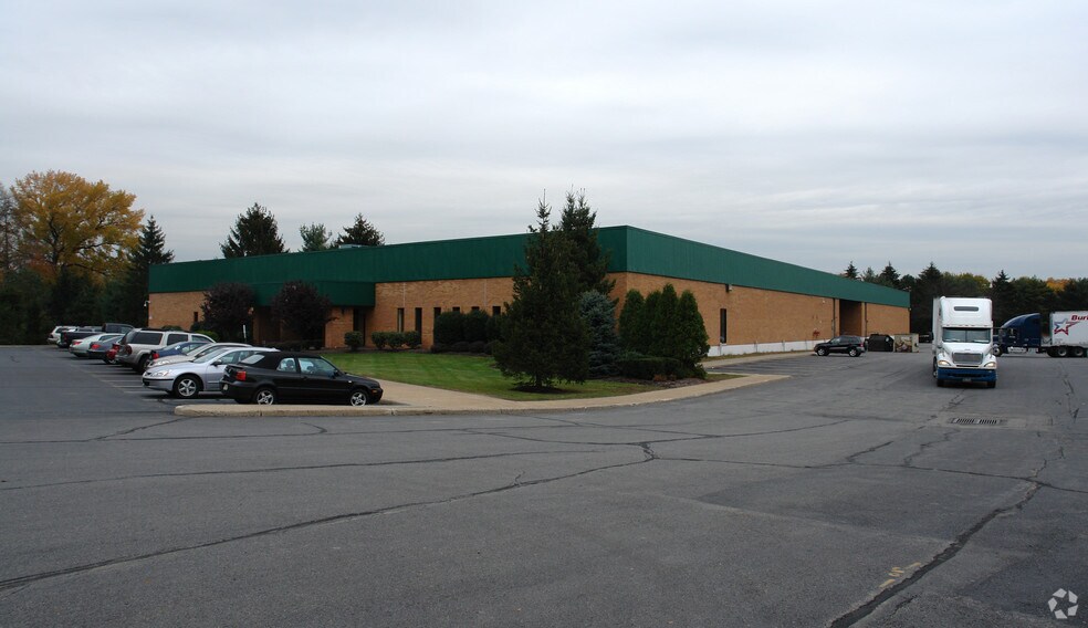 30 Hook Mountain Rd, Pine Brook, NJ for lease - Primary Photo - Image 1 of 10