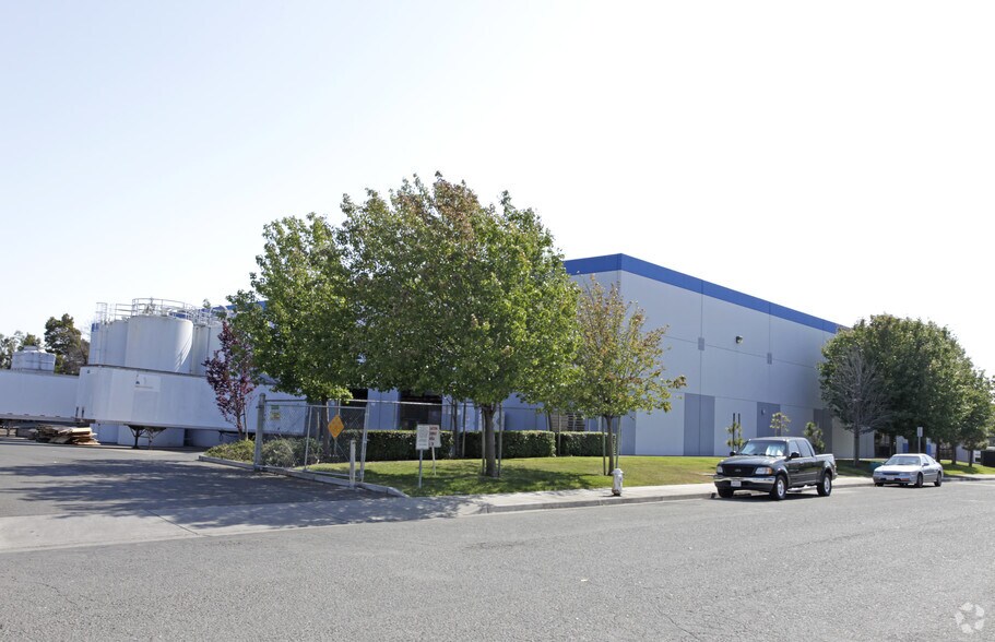 14801 Catalina St, San Leandro, CA à louer - Photo du bâtiment - Image 3 de 3