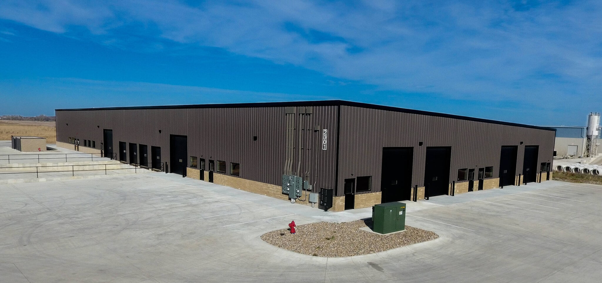 2251 Shiloh Rose Pky SW, Bondurant, IA for lease Interior Photo- Image 1 of 3