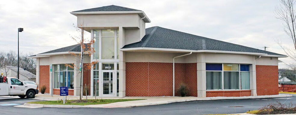 9933 Sowder Village Sq, Manassas, VA for lease - Building Photo - Image 1 of 2