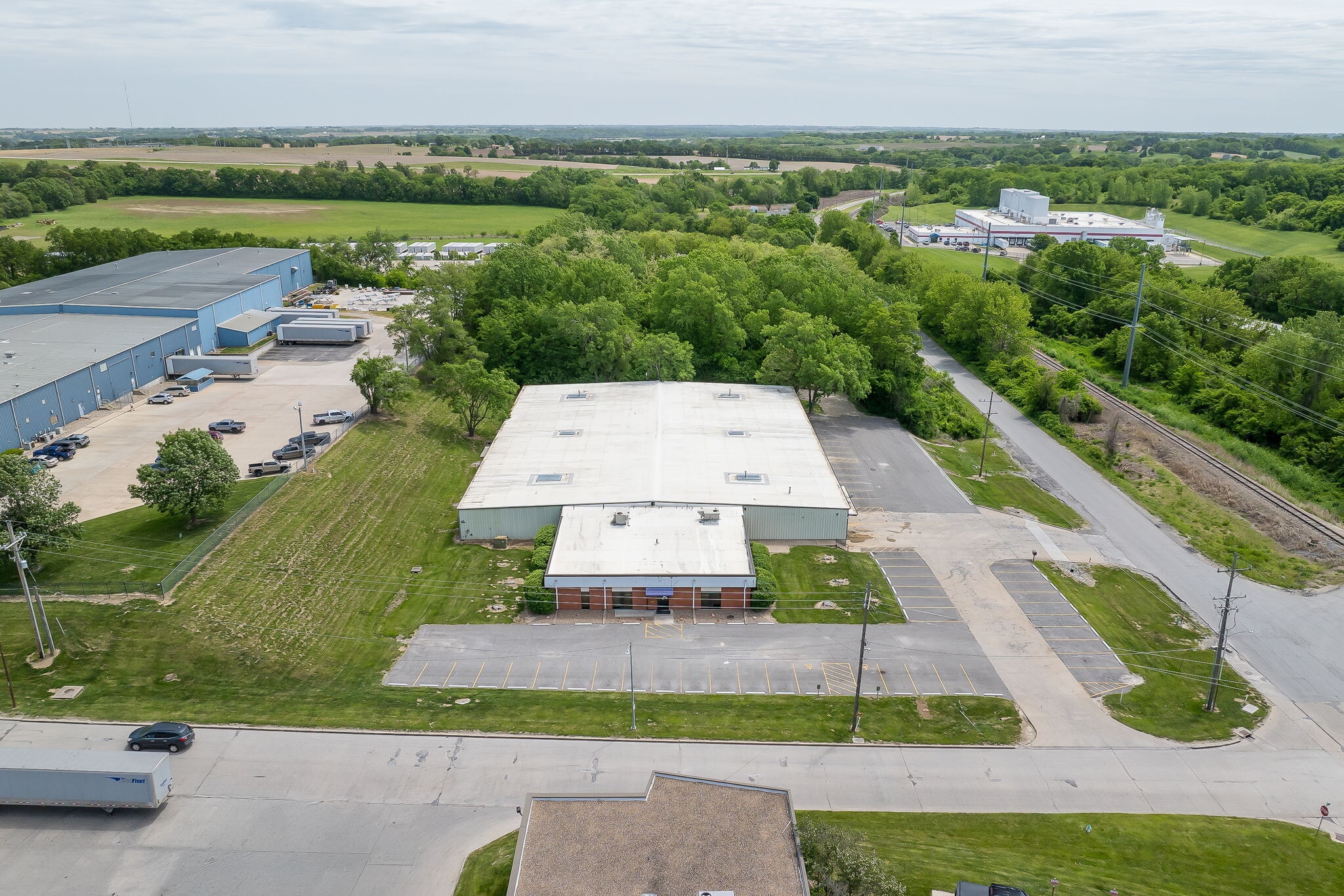 4811 Easton Rd, Saint Joseph, MO for lease Aerial- Image 1 of 44
