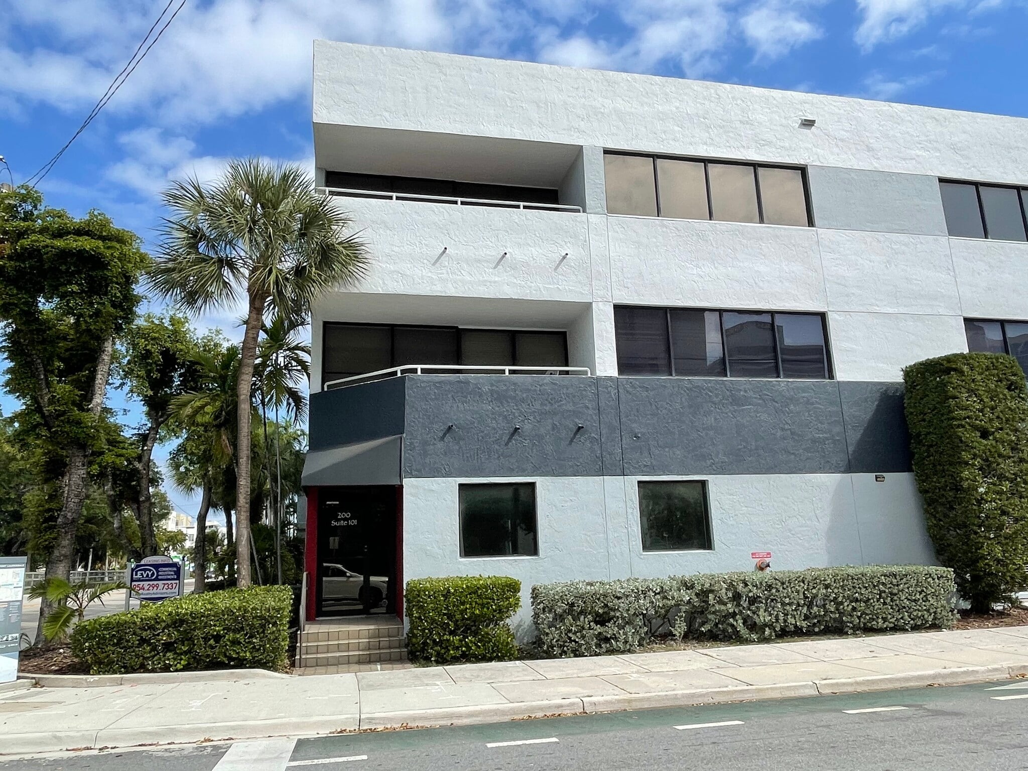 200 N Andrews Ave, Fort Lauderdale, FL for lease Primary Photo- Image 1 of 44