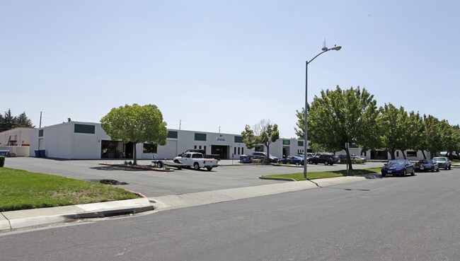 More details for 2475-2495 Estand Way, Pleasant Hill, CA - Industrial for Lease