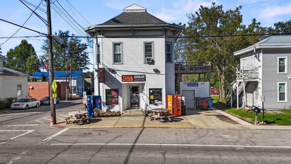 401 N Main St, Polk, OH à vendre - Photo du bâtiment - Image 3 de 38