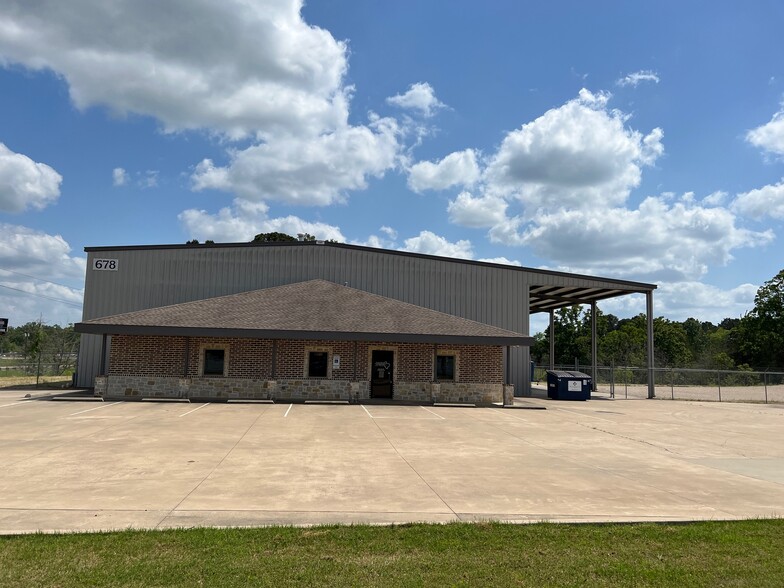 678 Ritter Dr, Carthage, TX for lease - Primary Photo - Image 1 of 18