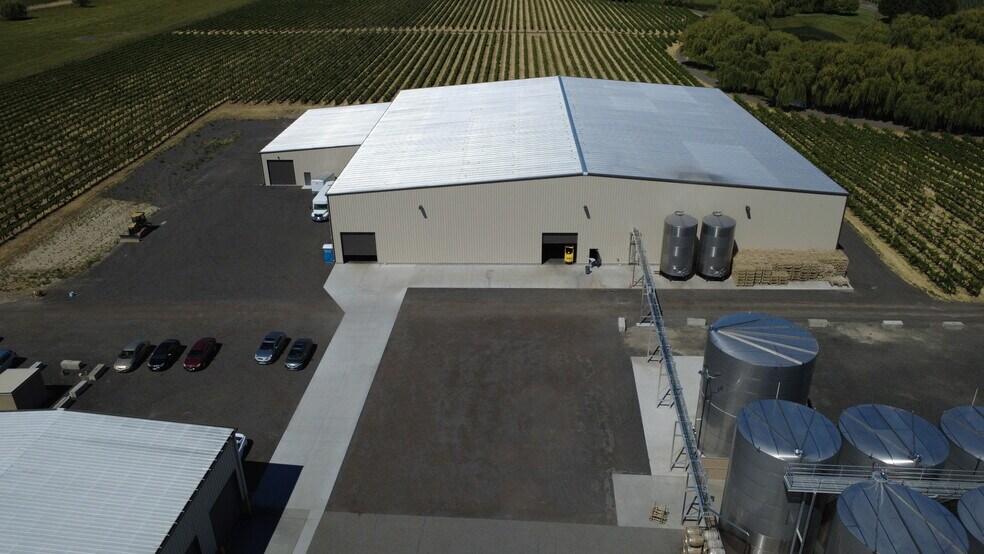 63275 E. Jacobs Road, Benton City, WA à louer - Photo du bâtiment - Image 3 de 17