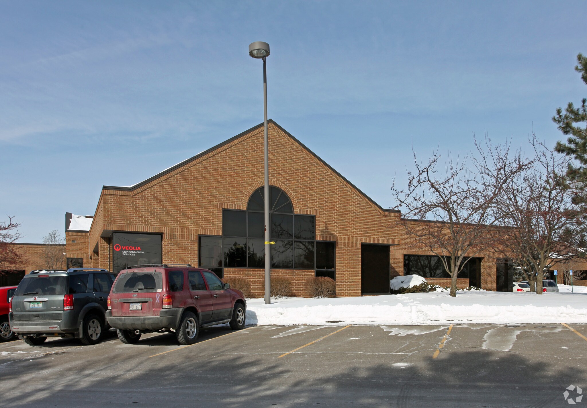 41700 W 6 Mile Rd, Northville, MI à vendre Photo principale- Image 1 de 5