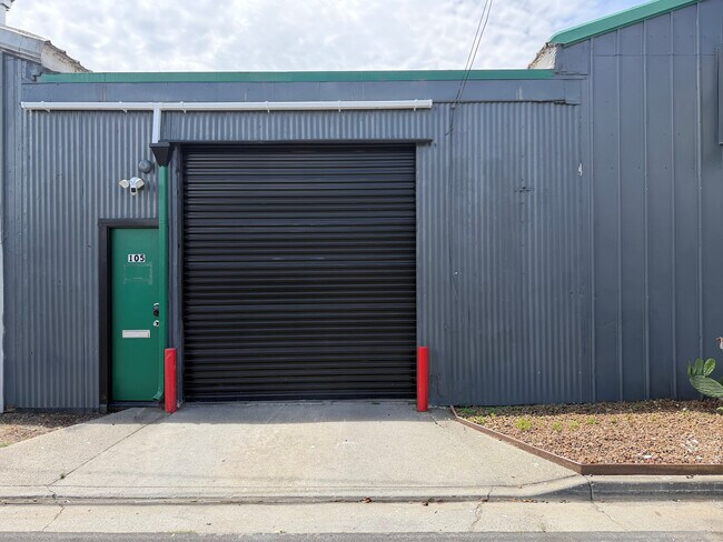 Plus de détails pour 105 Market St, San Rafael, CA - Industriel à louer