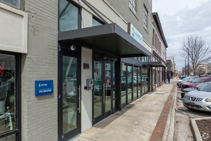 307 2nd Ave SE, Decatur, AL à louer - Photo du bâtiment - Image 3 de 19
