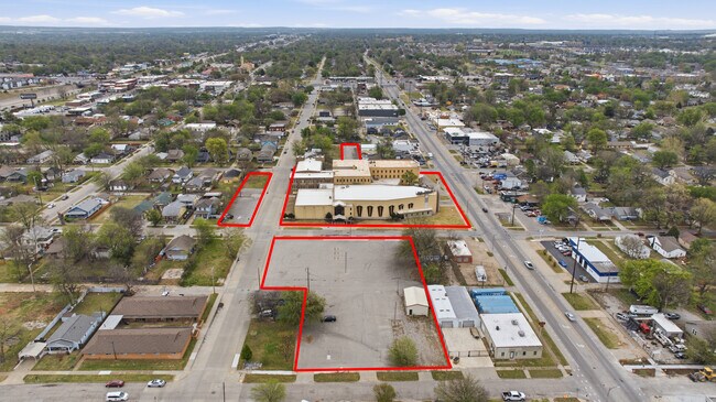 Plus de détails pour 1915 E 3rd St, Tulsa, OK - Spécialité à vendre
