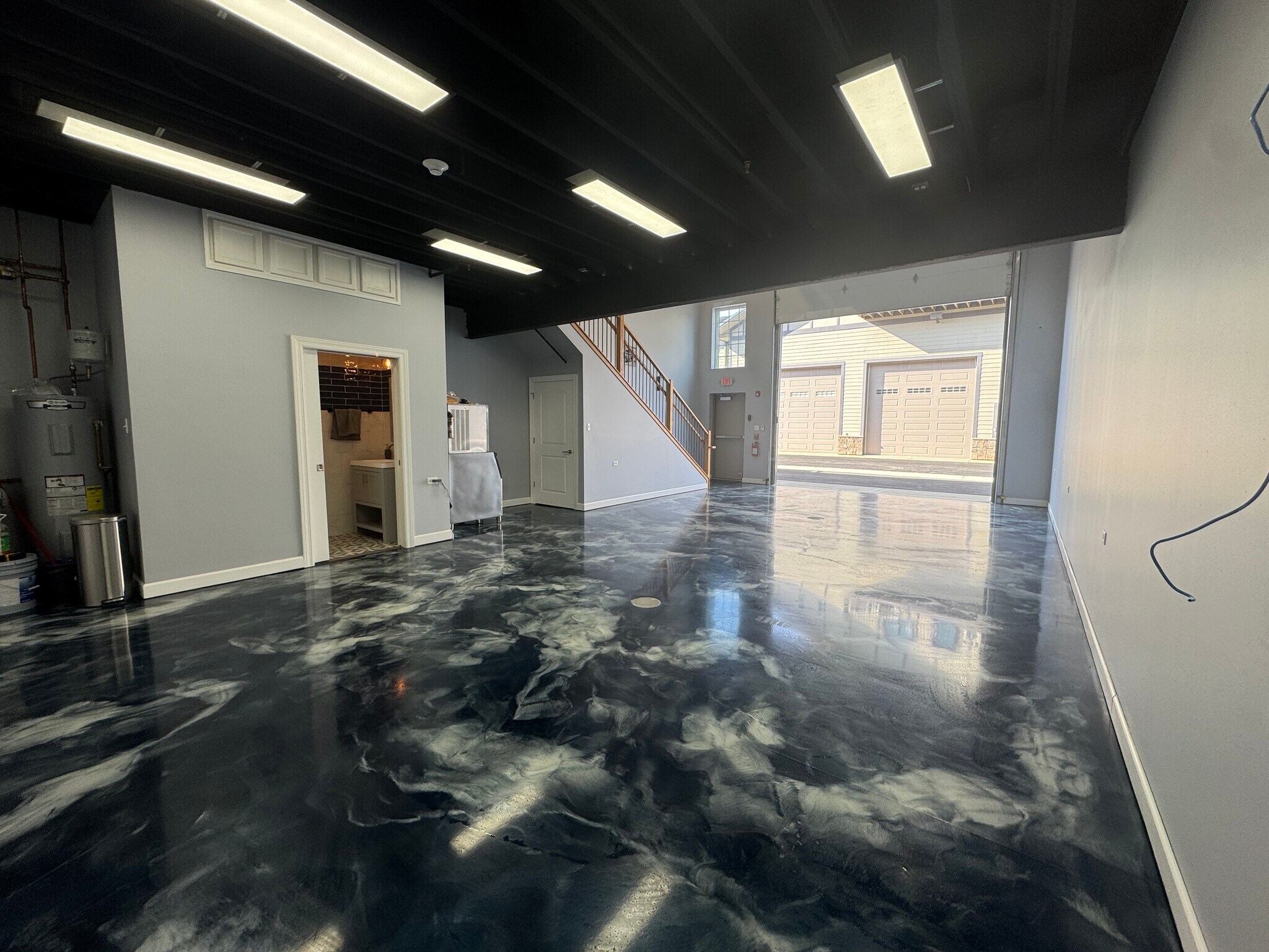 2244 Ferry Rd, Naperville, IL à vendre Photo du bâtiment- Image 1 de 24