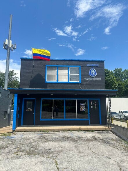 8129 Page Ave, Saint Louis, MO à vendre - Photo du bâtiment - Image 1 de 3