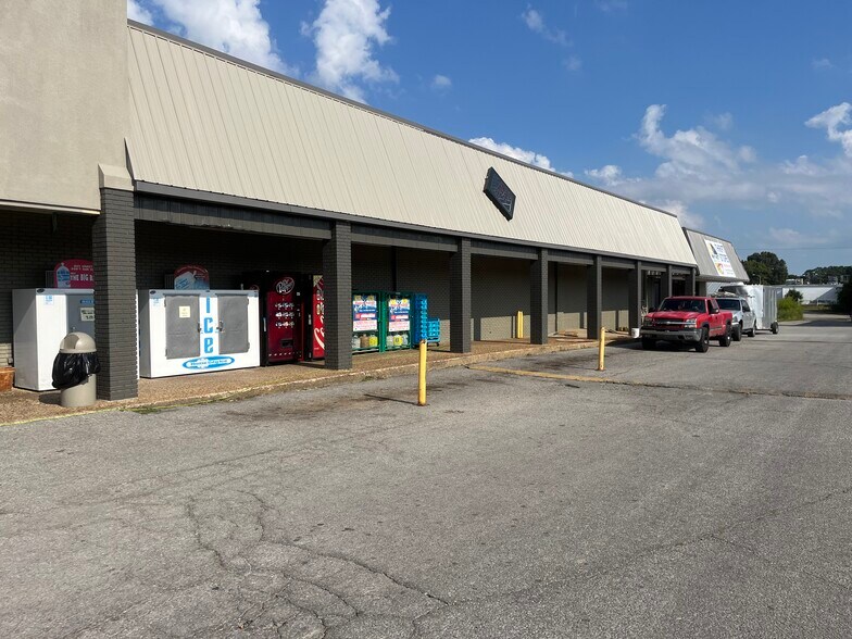 2038 US Highway 45 Byp, Trenton, TN à vendre - Photo du bâtiment - Image 3 de 9