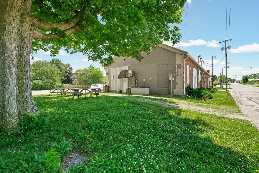 24098 Front St, Grand Rapids, OH for sale - Building Photo - Image 2 of 14