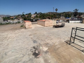 8907 Creekford Dr, Lakeside, CA à louer Photo intérieure- Image 2 de 4