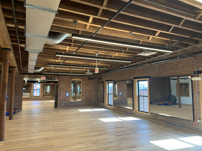 596-600 Massachusetts Ave, Cambridge, MA for lease - Interior Photo - Image 2 of 6