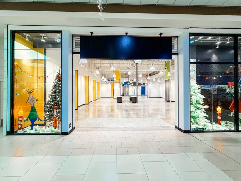 1925 E Market St, Harrisonburg, VA à louer - Photo du bâtiment - Image 2 de 4