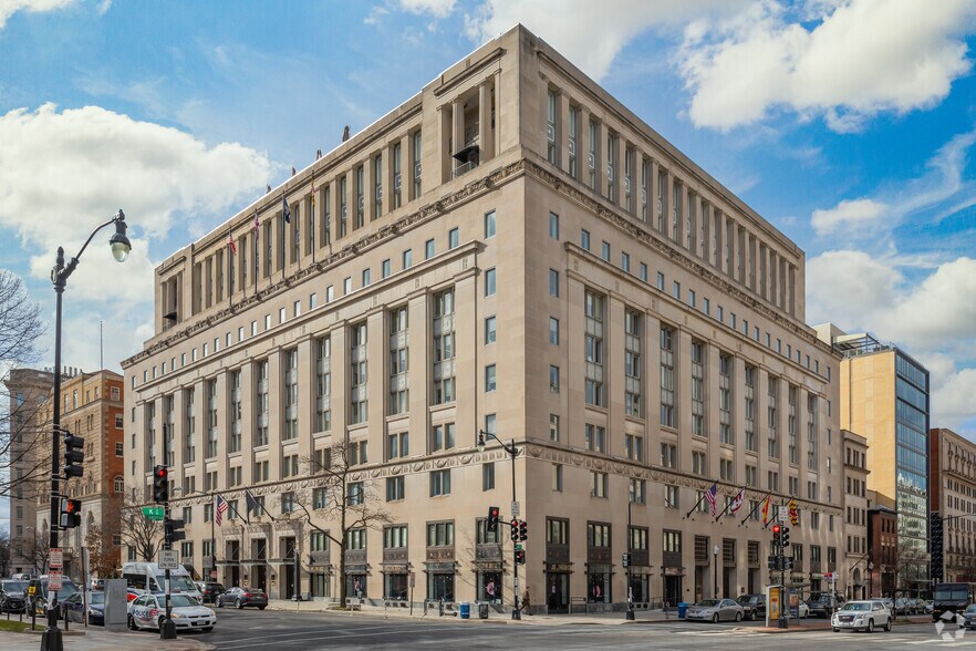 1500 K St NW, Washington, DC à louer - Photo du bâtiment - Image 1 de 15