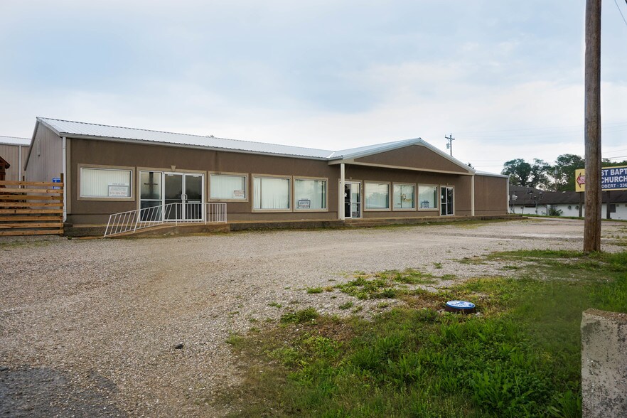 1126 Old Route 66, Saint Robert, MO à vendre - Photo du bâtiment - Image 1 de 31