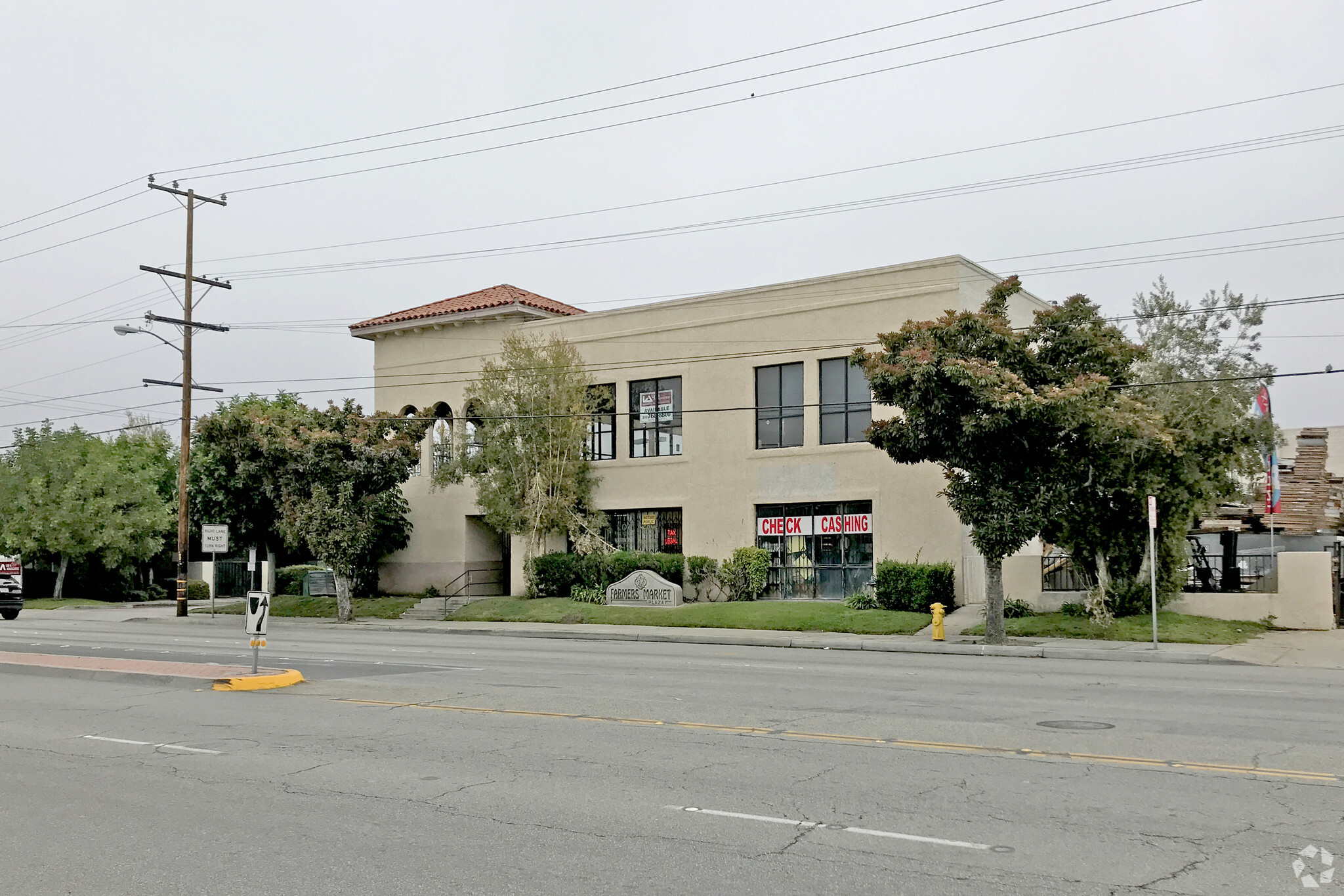 7500-7532 Rosecrans Ave, Paramount, CA à louer Photo principale- Image 1 de 7