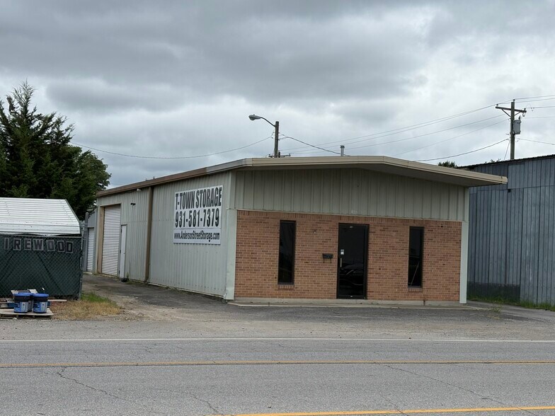502 S Anderson St, Tullahoma, TN for sale - Primary Photo - Image 1 of 5
