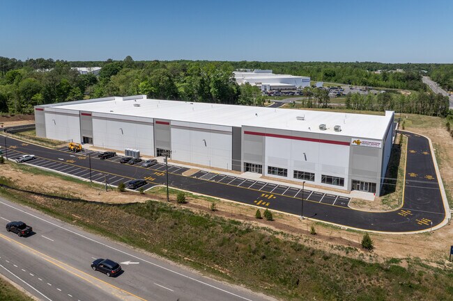 Plus de détails pour 10380 Cedar Ln, Glen Allen, VA - Industriel à louer