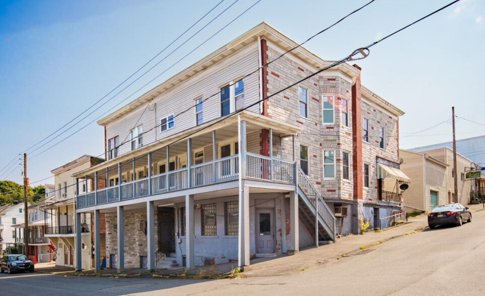 1500 Pulaski Ave, Coal Township, PA à vendre - Photo du bâtiment - Image 3 de 4