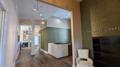 3607 Church St, Cincinnati, OH for lease Interior Photo- Image 2 of 9