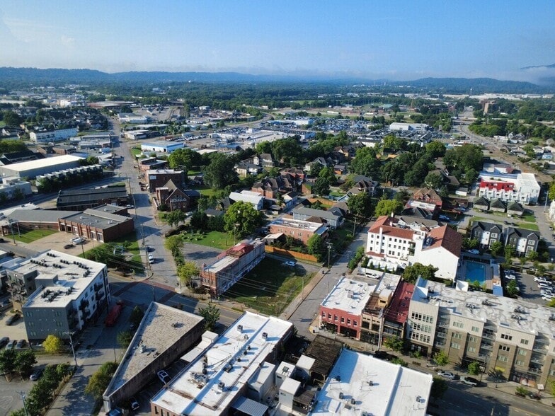 100 E Main St, Chattanooga, TN à vendre - Aérien - Image 3 de 4