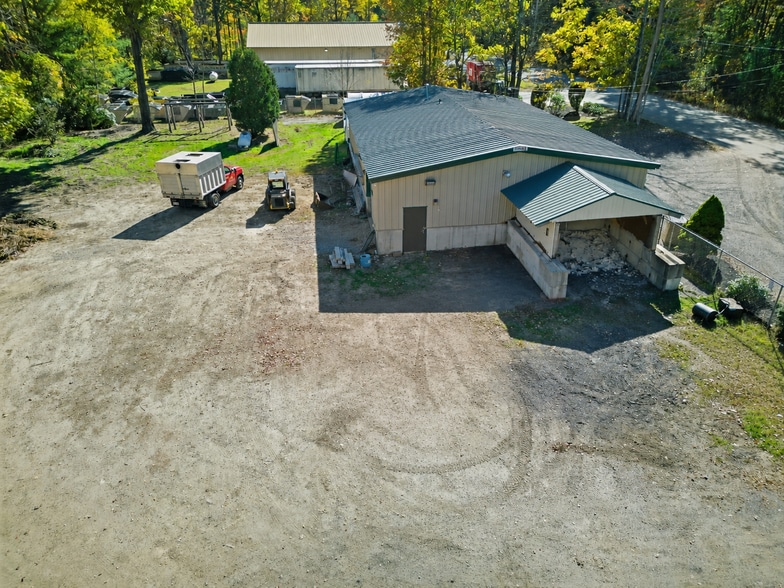 265 Lincoln Ave, Winchendon, MA for sale - Building Photo - Image 3 of 19