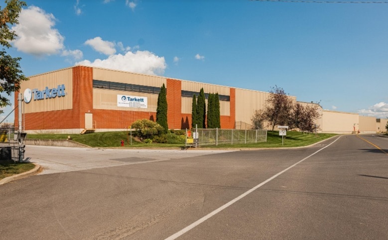 1001 Rue Yamaska E, Farnham, QC for lease Primary Photo- Image 1 of 4