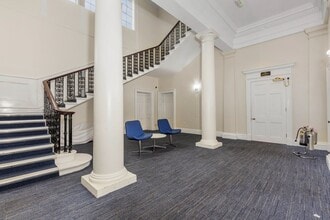 Wren Av, Uxbridge for lease Interior Photo- Image 2 of 6