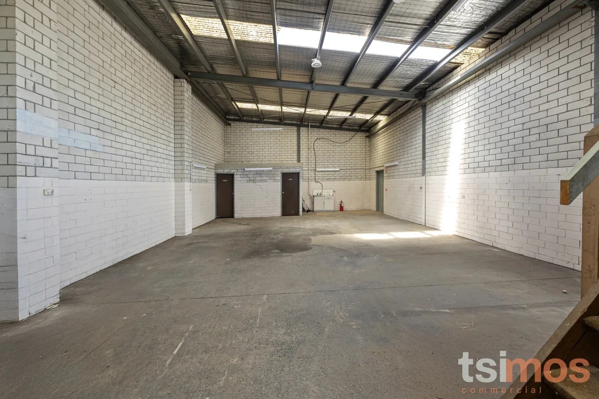 96 Voltri St, Mentone, VIC 3194 - Unit 4 - - Interior Photo - Image 2 of 4