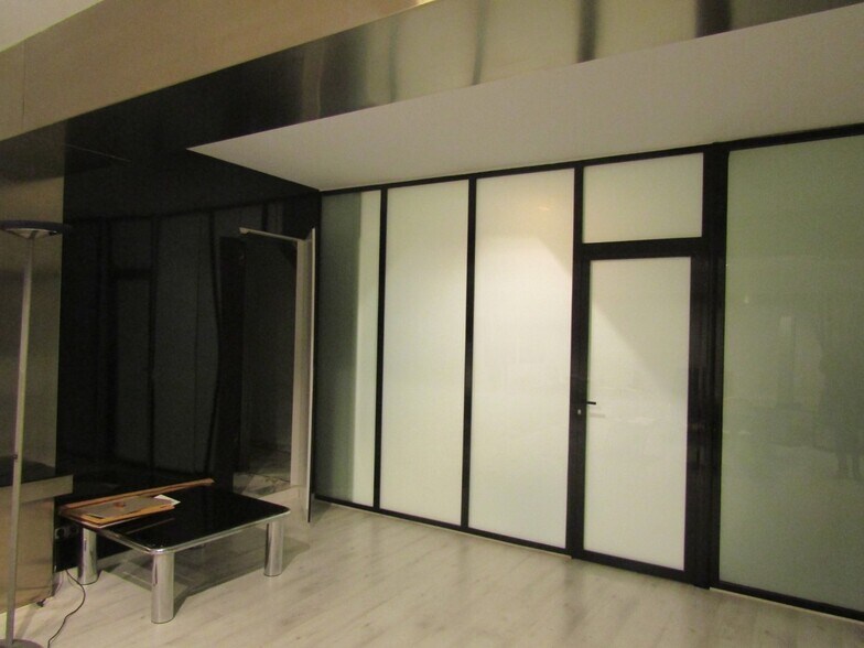 Retail in Elda, Alicante for sale - Interior Photo - Image 3 of 5
