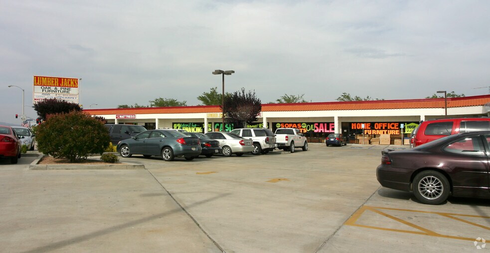 12555 Mariposa Rd, Victorville, CA à louer - Photo du bâtiment - Image 2 de 12