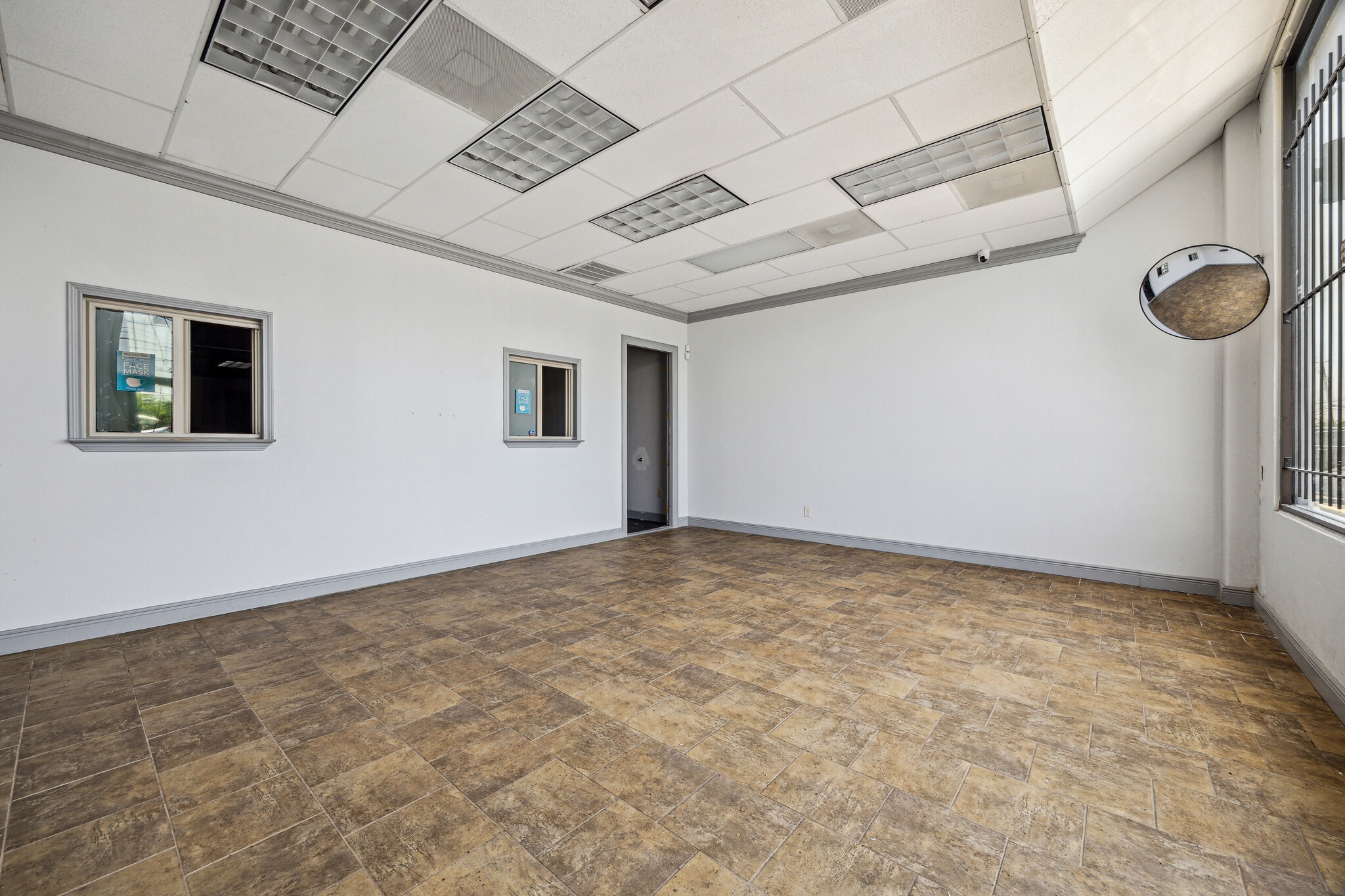 3922-3936 Old Spanish Trl, Houston, TX for lease Building Photo- Image 1 of 2