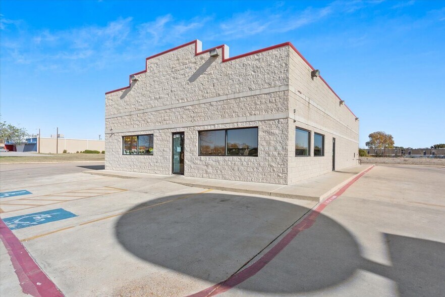 912 N 38th St, Killeen, TX à vendre - Photo du bâtiment - Image 3 de 11
