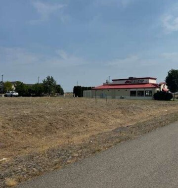 11930 W Sunset Hwy, Airway Heights, WA à vendre - Photo du bâtiment - Image 2 de 6