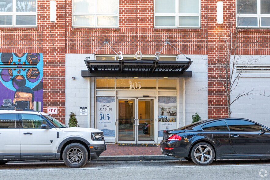 1-49 N Howard St, Baltimore, MD à louer - Photo du bâtiment - Image 3 de 80