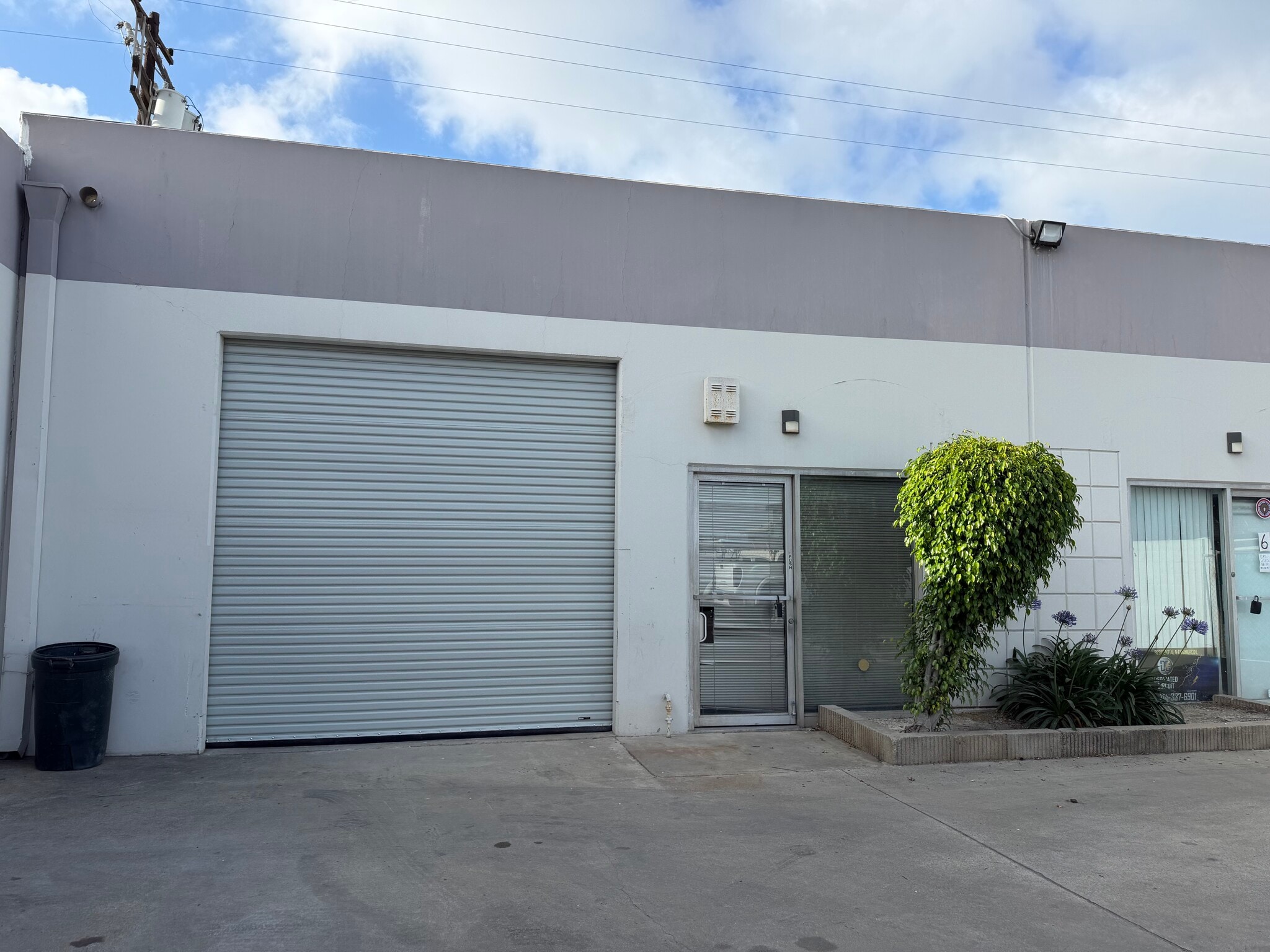 8400-8402 Monroe Ave, Stanton, CA à louer Photo intérieure- Image 1 de 6