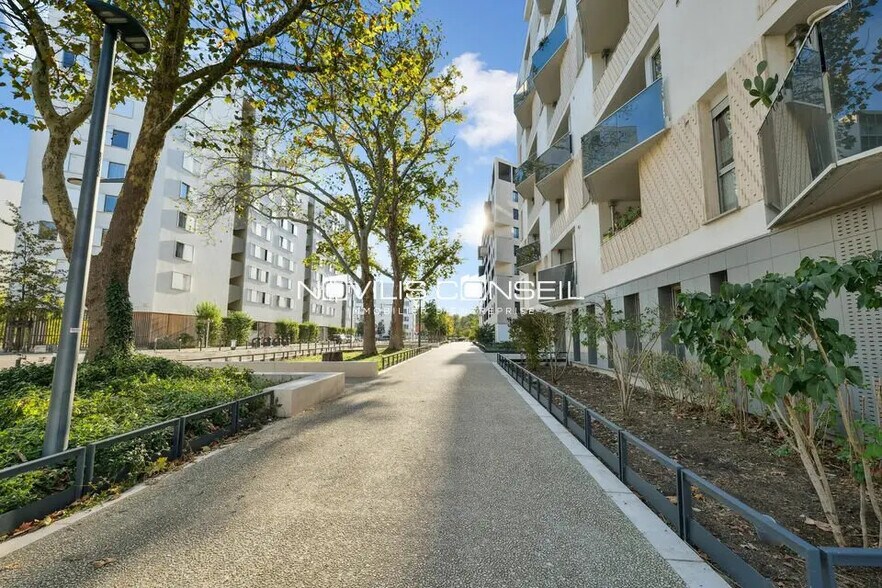 Bureau dans Toulouse à louer - Photo du bâtiment - Image 2 de 4