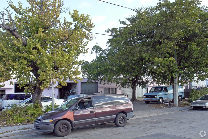 1825-1839 NW 21st St, Miami, FL à louer - Photo du bâtiment - Image 2 de 5