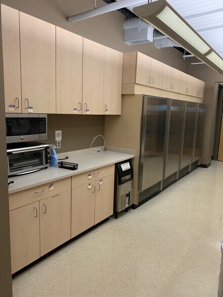 3535 40th Ave NW, Rochester, MN à louer - Photo intérieure - Image 2 de 13